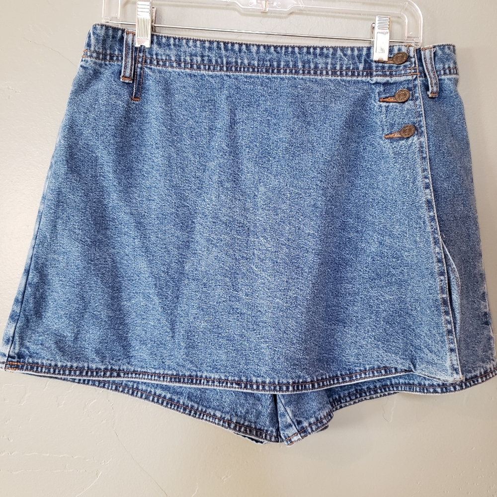 Vintage Levi's Mom Jeans High Waisted Skort